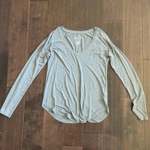 gray ae long sleeve